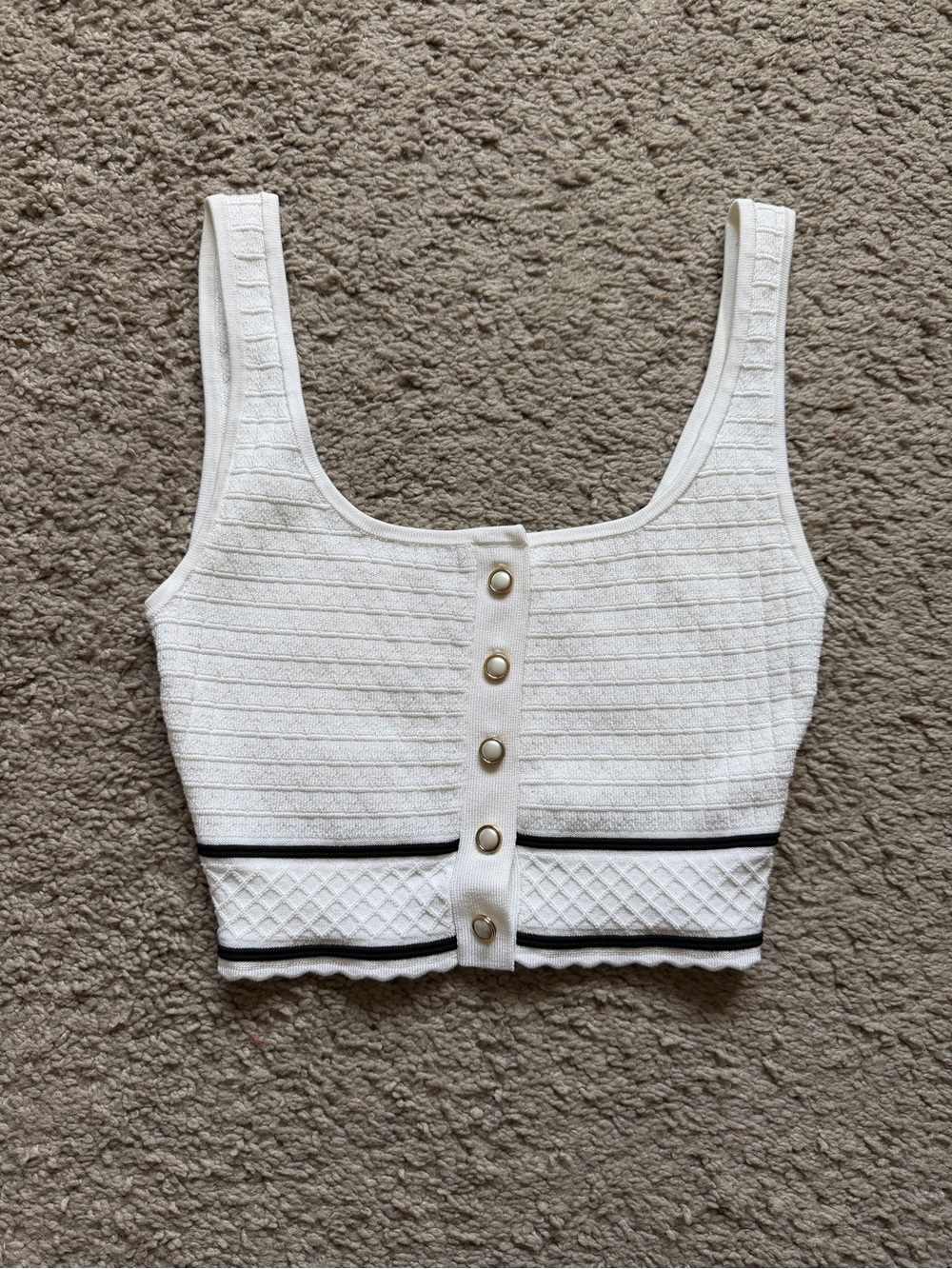 $68 Babaton aritzia white black sculpt knit cropped tank top size XS